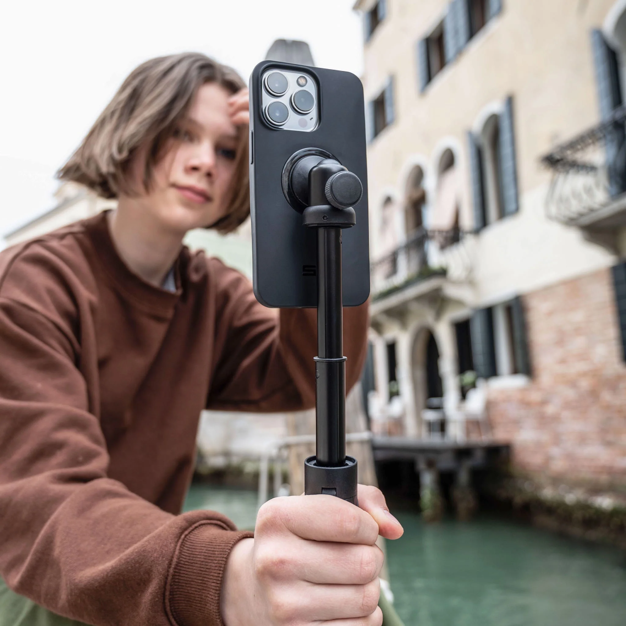 Tripod Pole - Image 6
